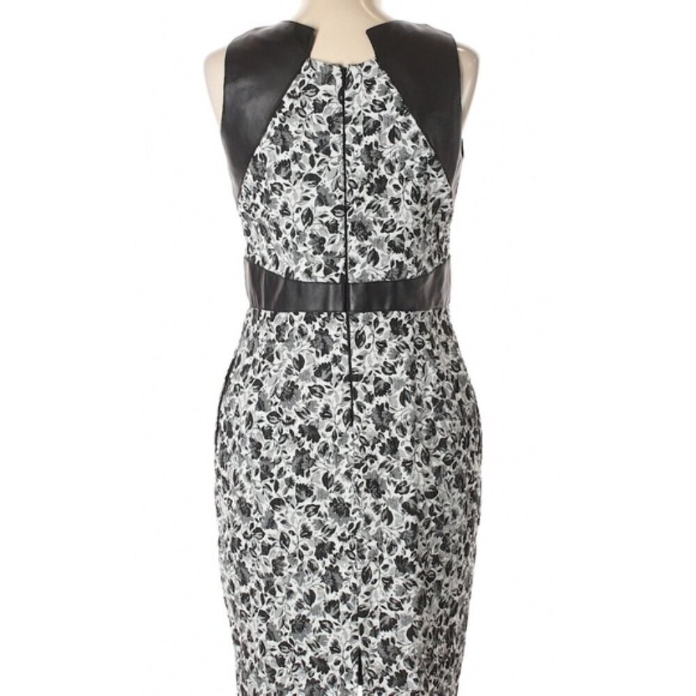 Carmen Marc Valvo Leather Shoulder Floral Knee-Length Dress, Size 4 - Picture 3 of 12